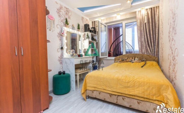 3-комн квартира ул Ахметова, 320/1,  д. 320/1