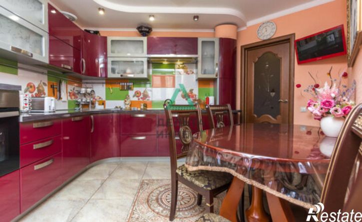 3-комн квартира ул Ахметова, 320/1,  д. 320/1