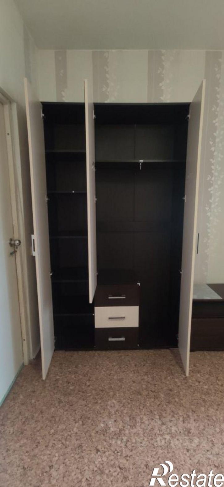 Комната улица Баязита Бикбая, 35/2,  д. 35/2