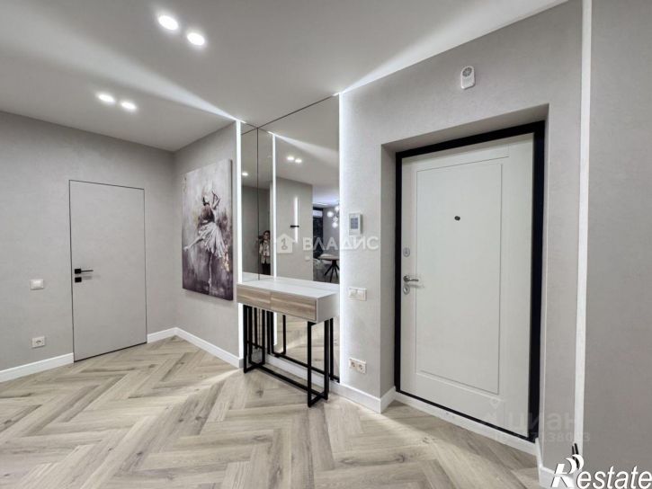 2-комн квартира улица Пархоменко, 156А,  д. 156А