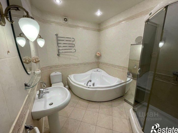 5-комн квартира улица Калинина, 17,  д. 17