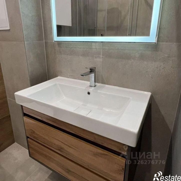 2-комн квартира ул Мустая Карима, 69 1,  д. 69 1,  к. 1