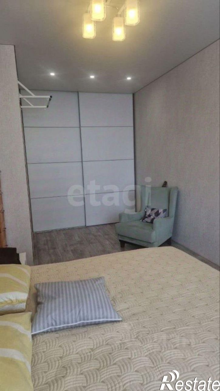 1-комн квартира улица Евгения Столярова, 6,  д. 6