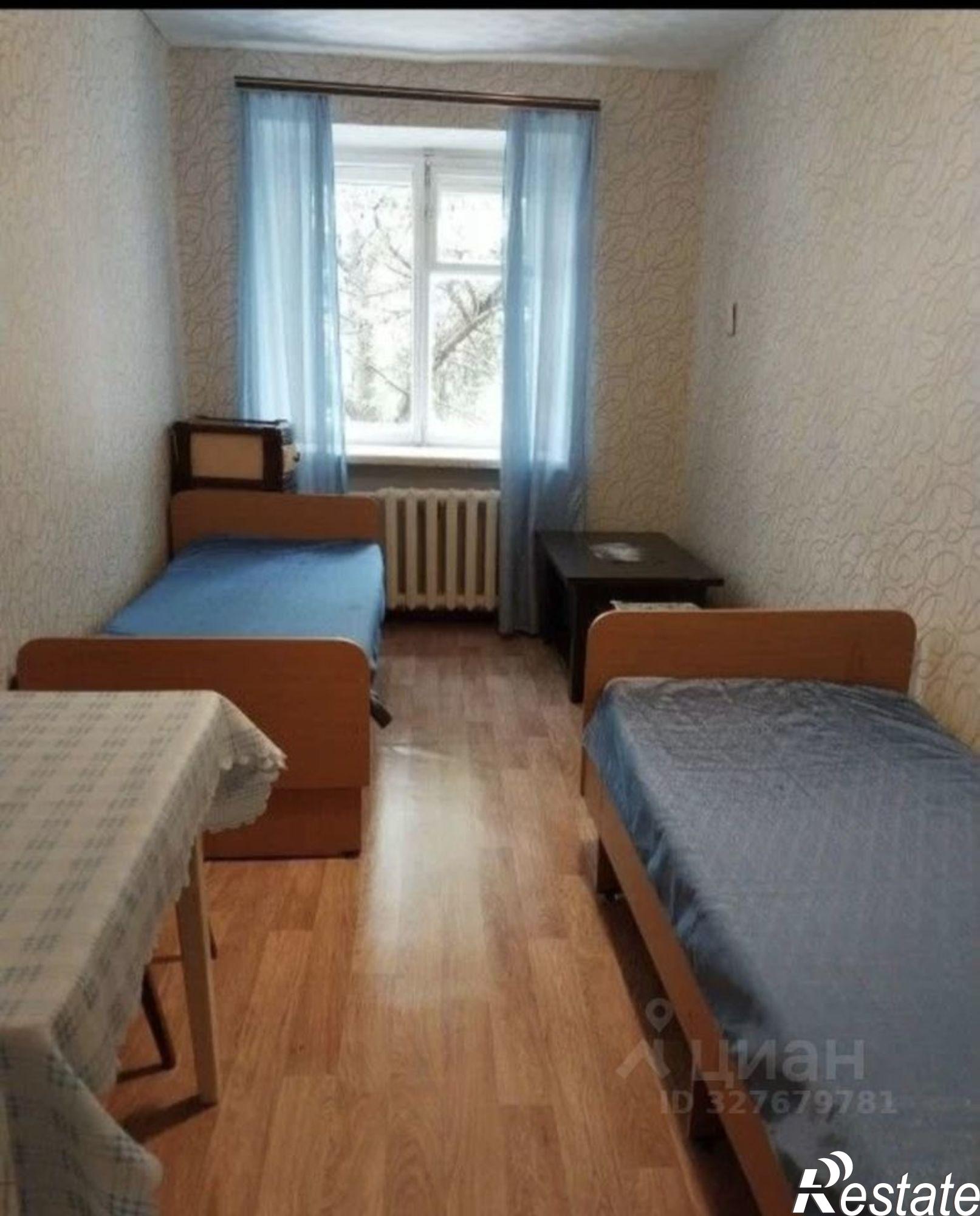 Сдать комнату за 12 700 рублей на пр-кт Октября, 107/1