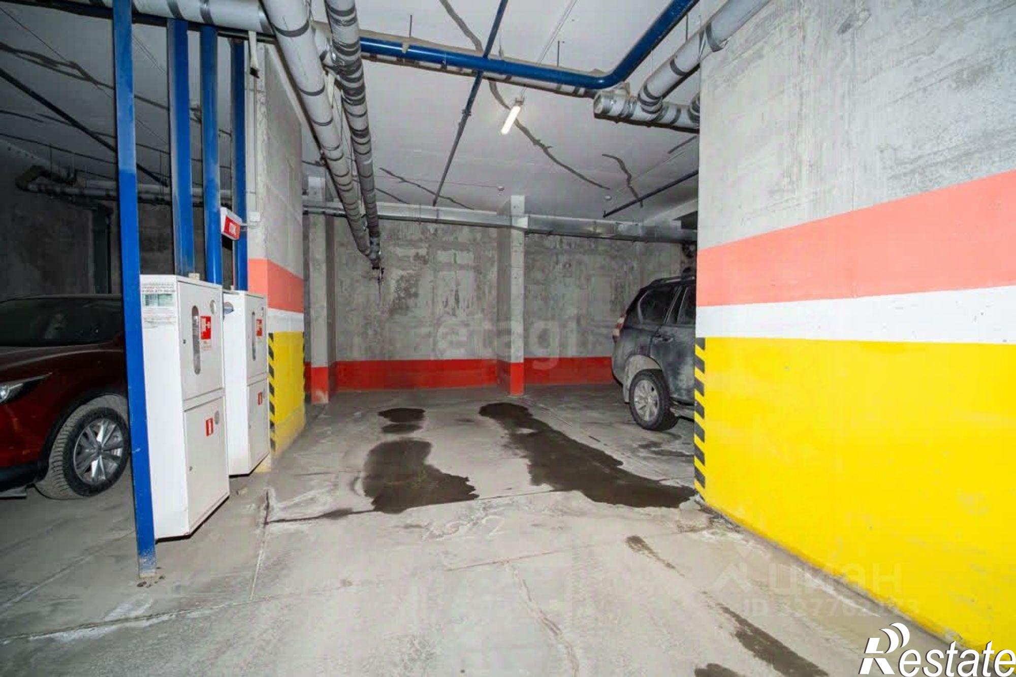 Купить гараж, место в паркинге за 3 988 830 рублей на пр-кт Октября, 107б