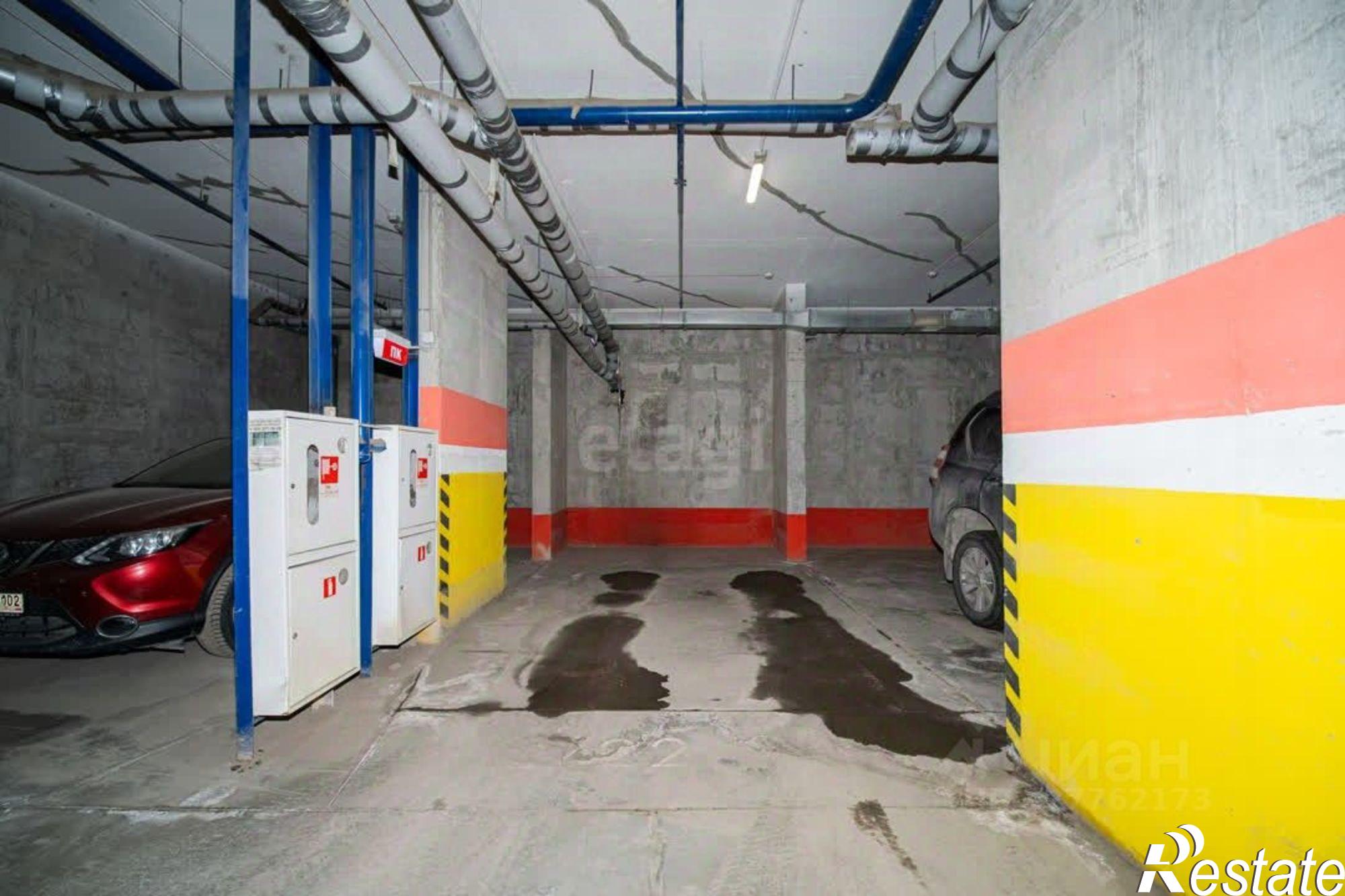Купить гараж, место в паркинге за 3 988 830 рублей на пр-кт Октября, 107б