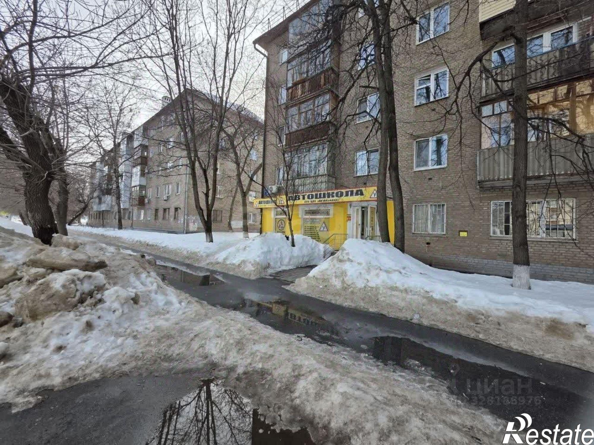 Купить офис, помещение под офис за 6 907 780 рублей на ул Российская, 76 1