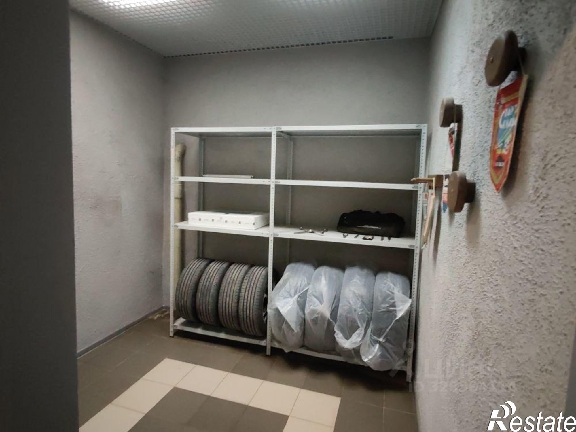 Купить гараж, место в паркинге за 3 599 020 рублей на ул Кольцевая, 5/1