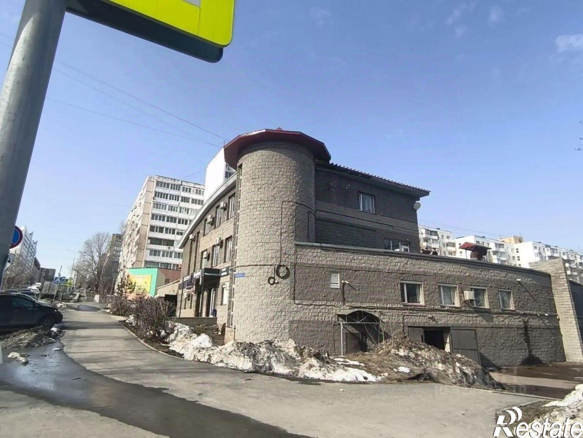 Купить офис, помещение под офис за 20 580 000 рублей на Хадии Давлетшиной б-р, 23