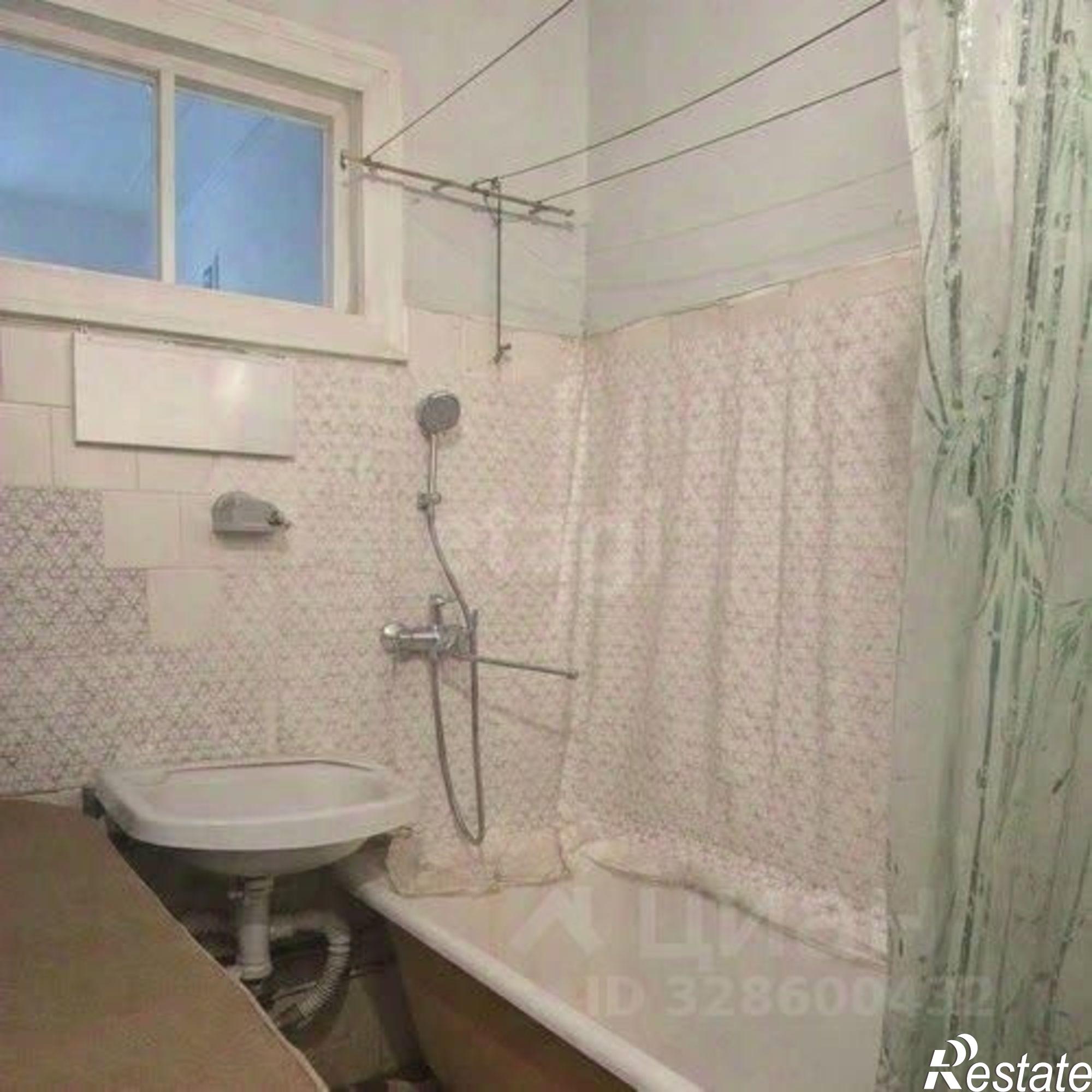 Купить комнату за 1 300 000 рублей на ул Льва Толстого, 1