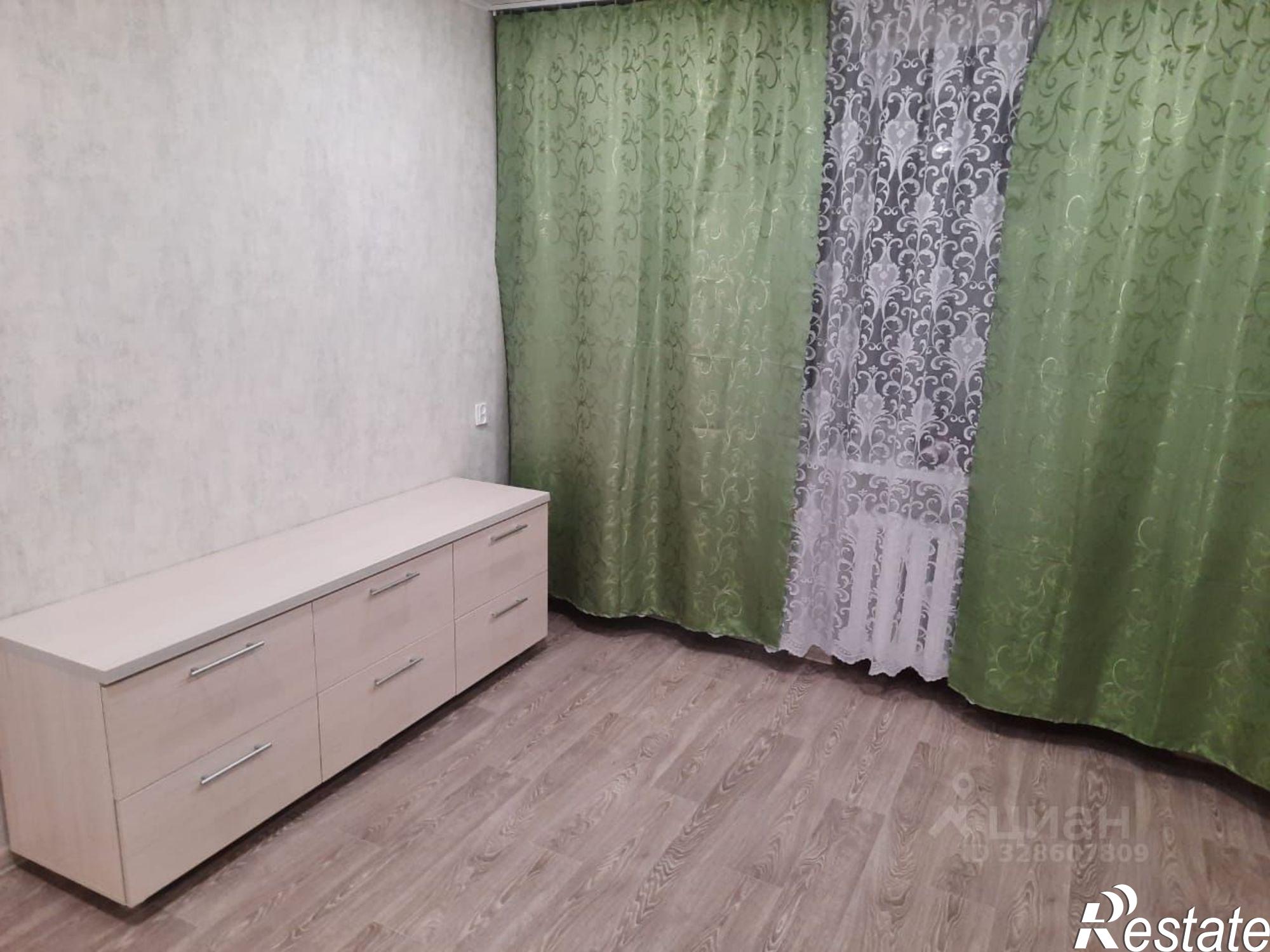 Сдать комнату за 15 000 рублей на бульвар Ибрагимова, 25