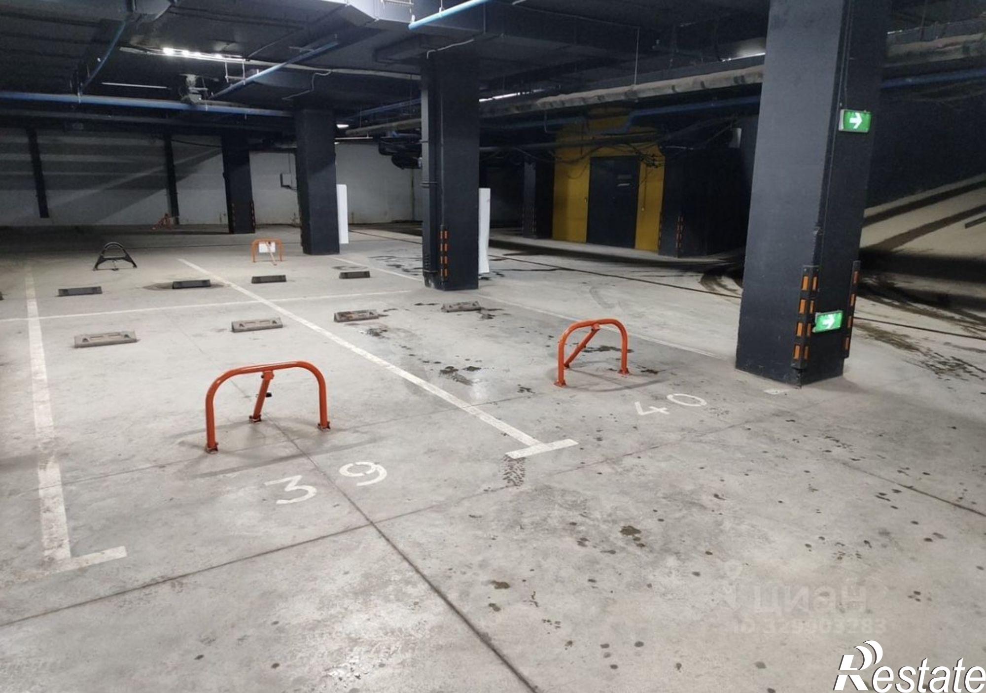Сдать гараж, место в паркинге за 8 500 рублей