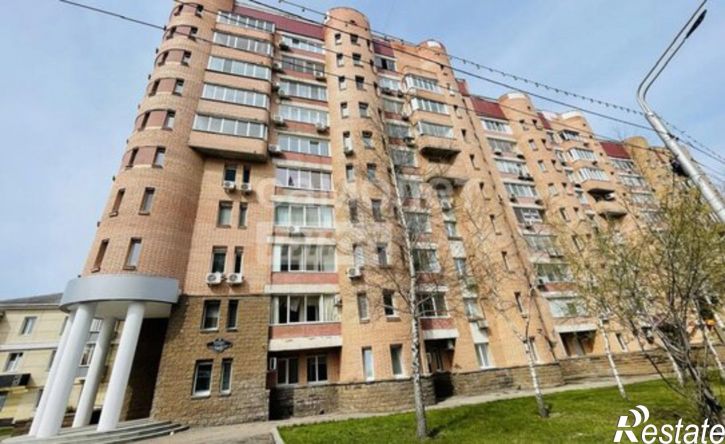 4-комн квартира улица Цюрупы, 145,  д. 145