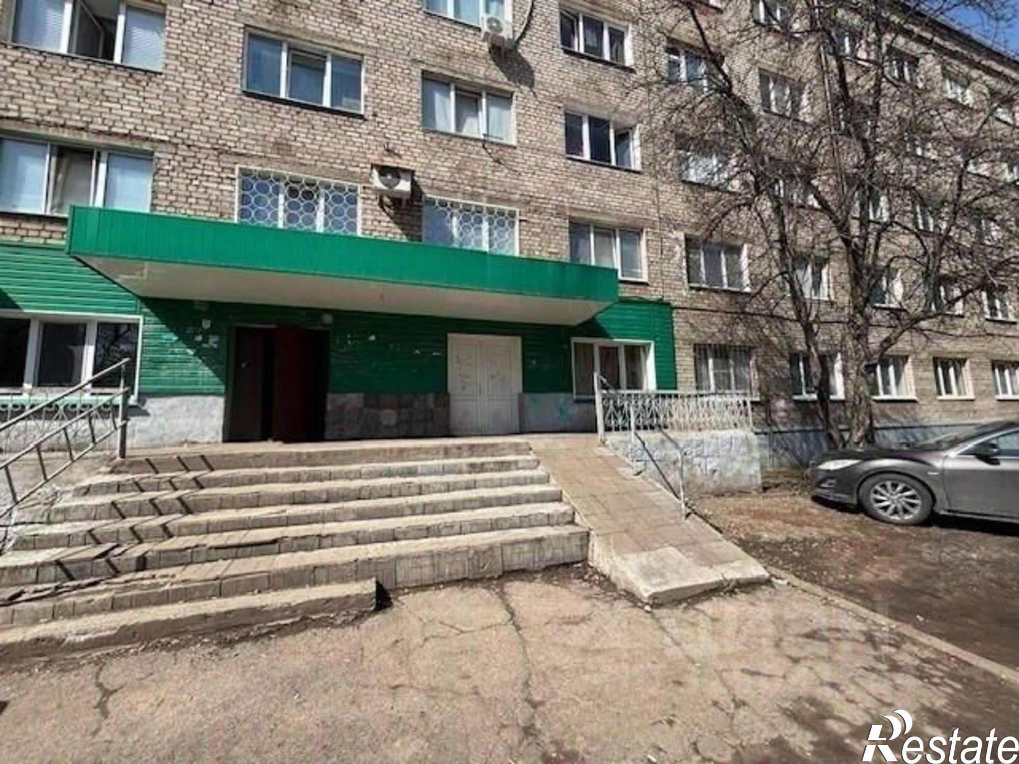 Купить комнату за 1 990 000 рублей на ул Братьев Кадомцевых, 12