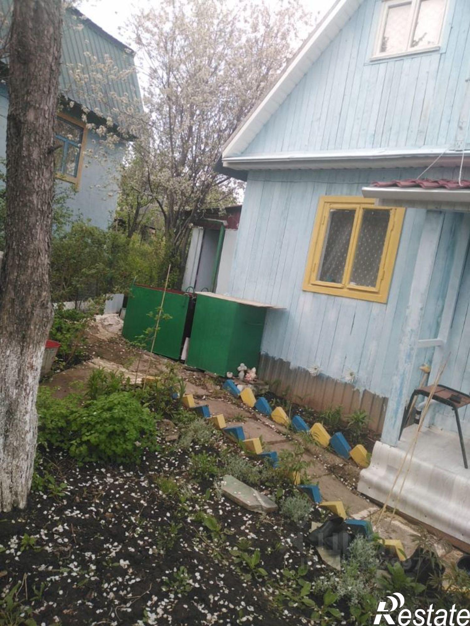 Купить дачу, дом, коттедж за 400 000 рублей на СНТ Рассвет