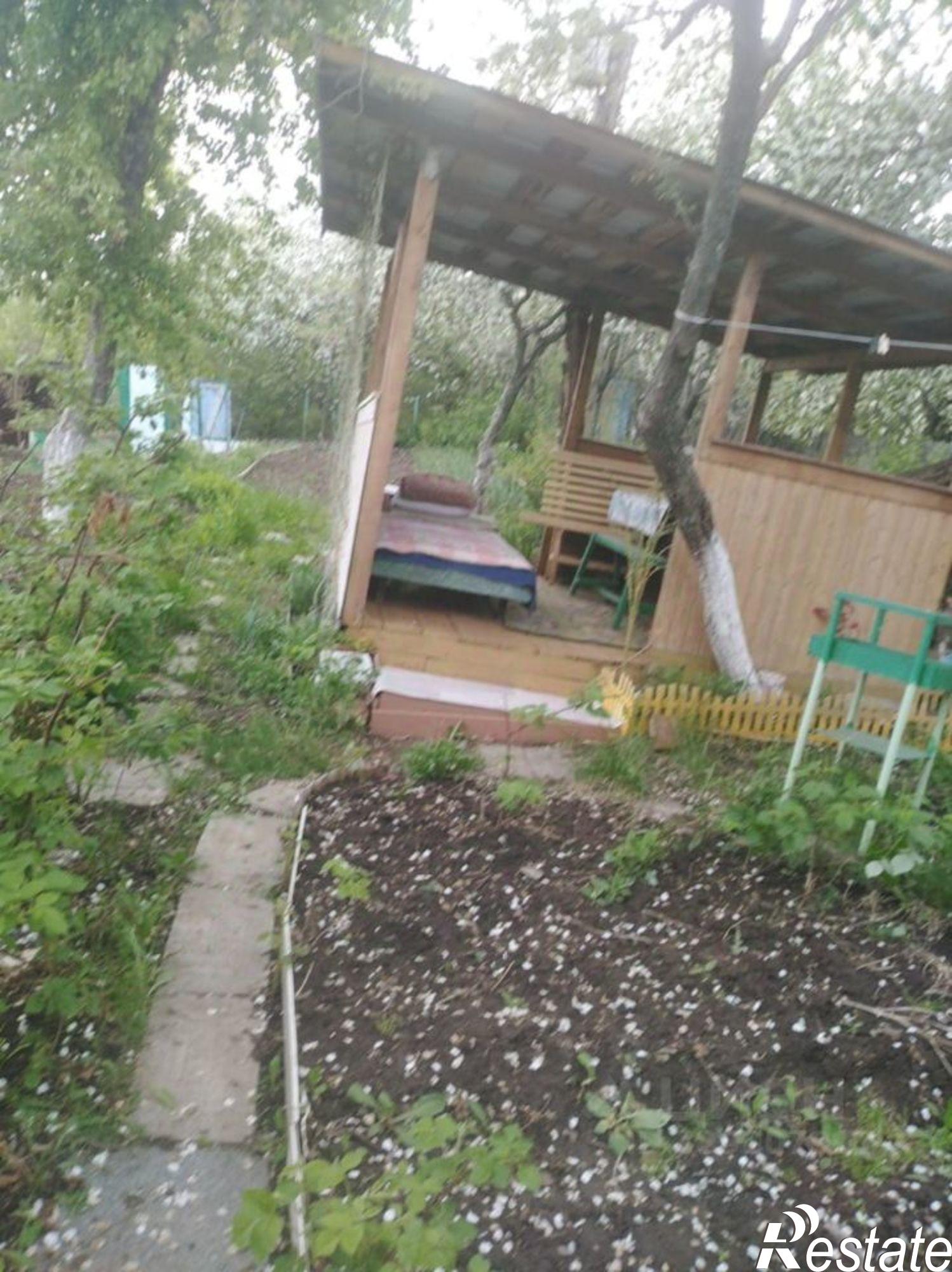 Купить дачу, дом, коттедж за 400 000 рублей на СНТ Рассвет