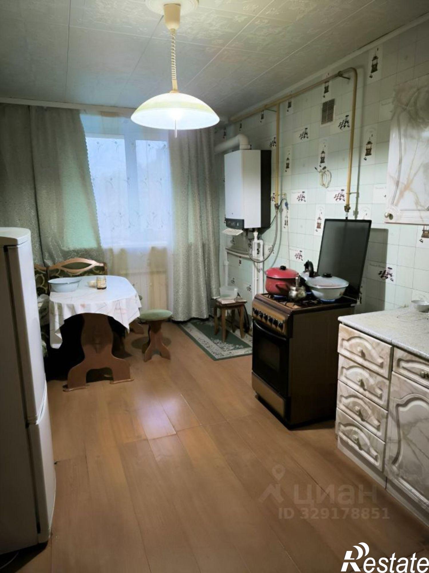 Купить дачу, дом, коттедж за 19 800 000 рублей на ул Первопроходцев, 54а