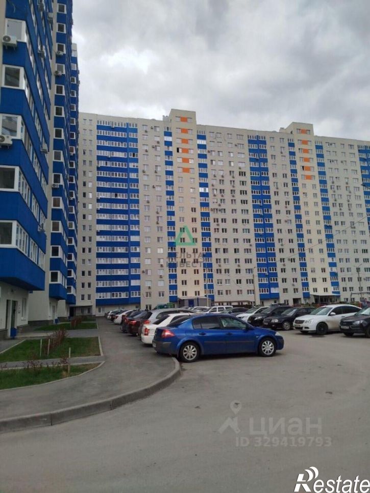 2-комн квартира ул Летчика Кобелева, 1,  д. 1