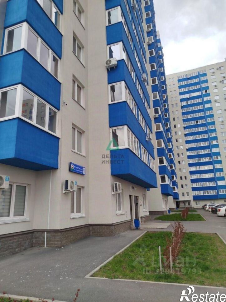 2-комн квартира ул Летчика Кобелева, 1,  д. 1