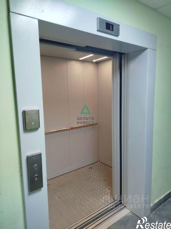 2-комн квартира ул Летчика Кобелева, 1,  д. 1