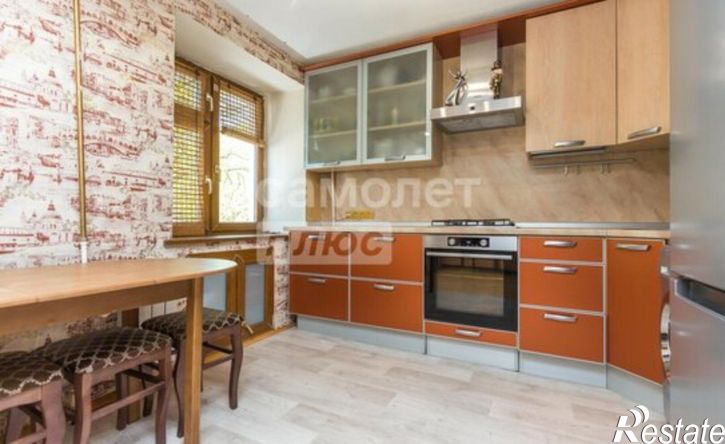 4-комн квартира ул Кирова, 39 1,  д. 39 1,  к. 1