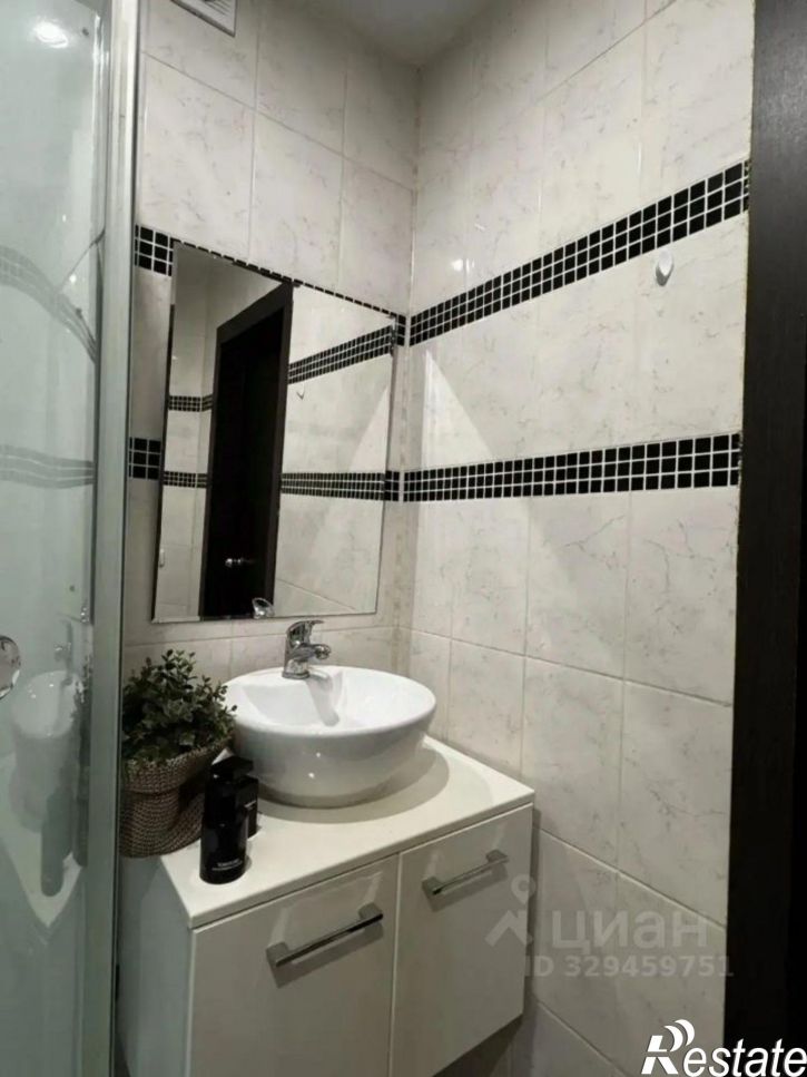 1-комн квартира улица Евгения Столярова, 4Б,  д. 4Б