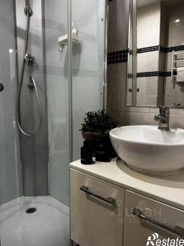1-комн квартира улица Евгения Столярова, 4Б,  д. 4Б