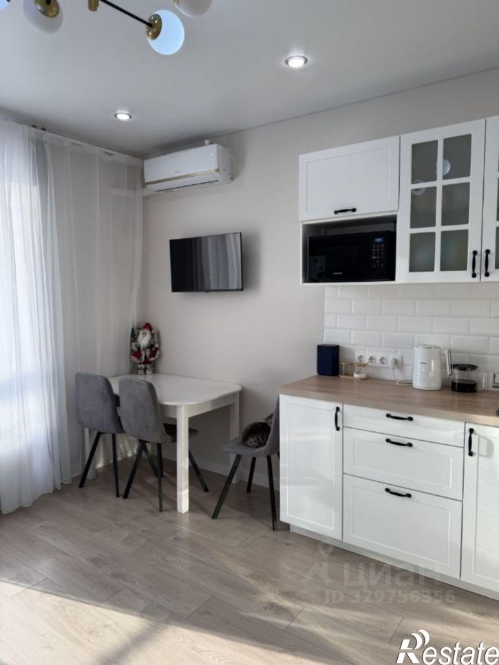 3-комн квартира улица Пархоменко, 156В,  д. 156В