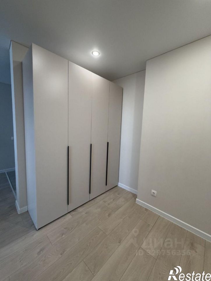 3-комн квартира улица Пархоменко, 156В,  д. 156В