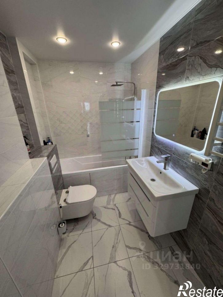 3-комн квартира ул Артезианская, 15,  д. 15