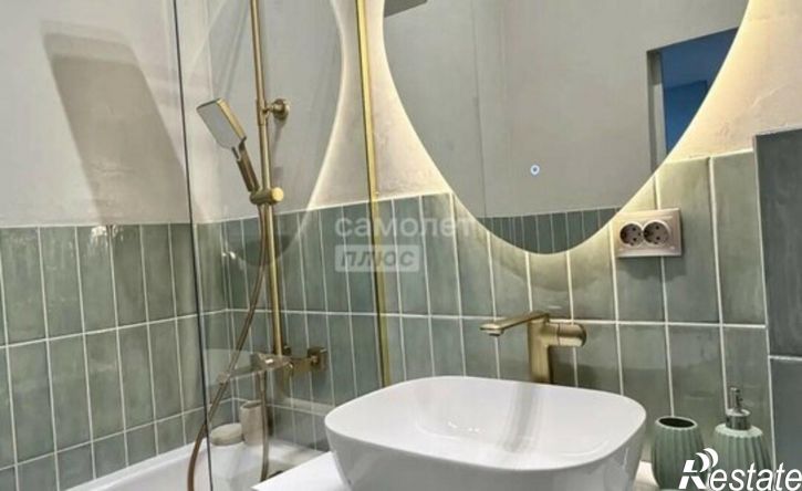 3-комн квартира ул Пархоменко, 156в,  д. 156в