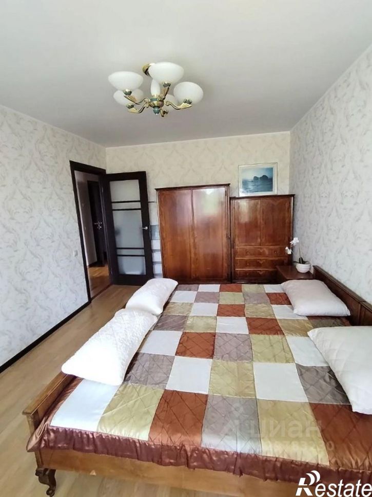 3-комн квартира б-р Славы, 1в,  д. 1в