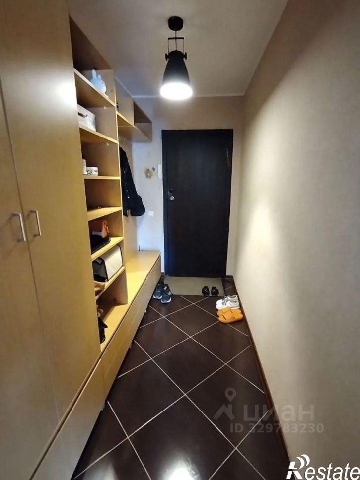 3-комн квартира б-р Славы, 1в,  д. 1в