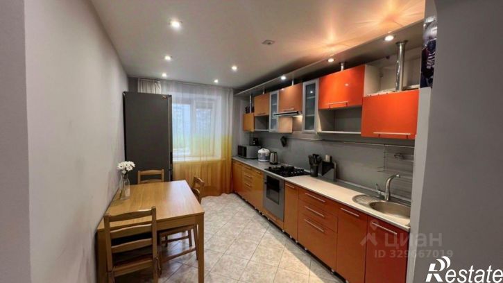 3-комн квартира ул Российская, 13,  д. 13