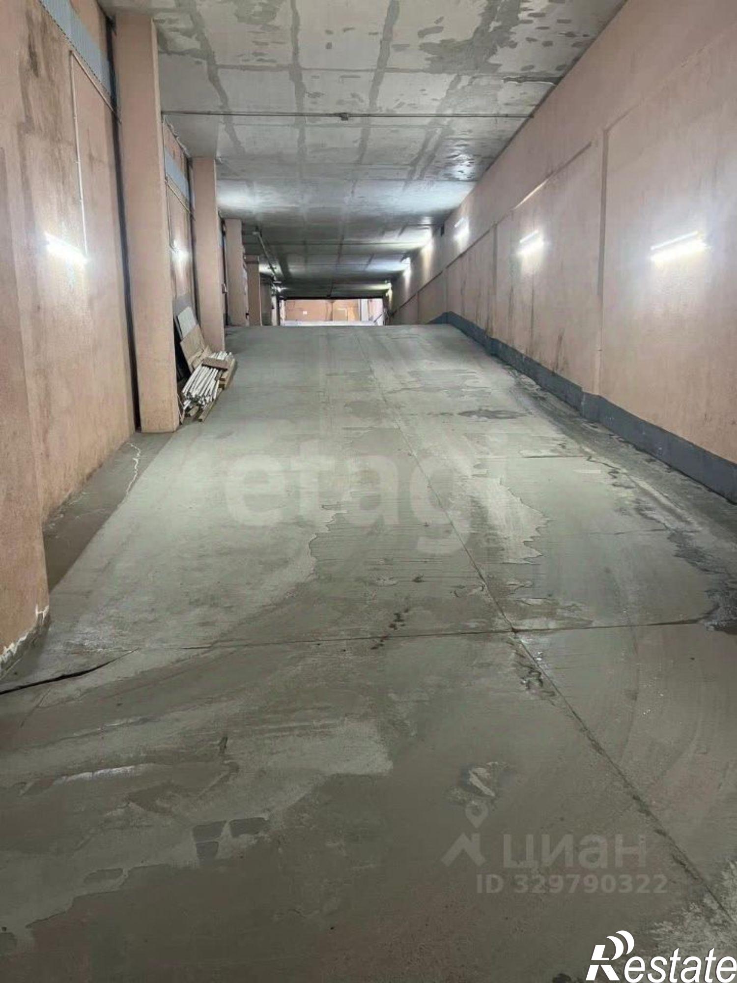 Купить гараж, место в паркинге за 1 400 000 рублей на улица Кирова, 27