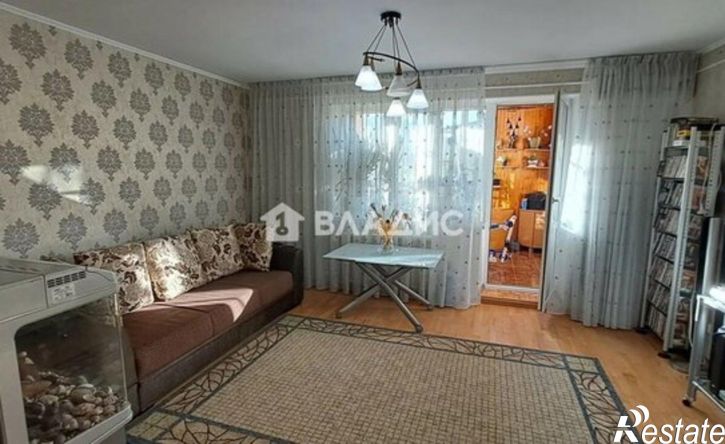 3-комн квартира пр-кт Октября, 43/5,  д. 43/5