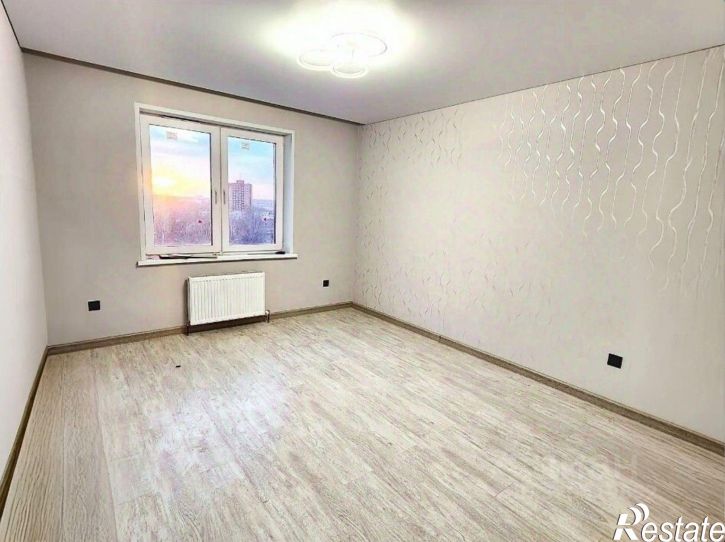 4-комн квартира ул Коммунаров, 15,  д. 15