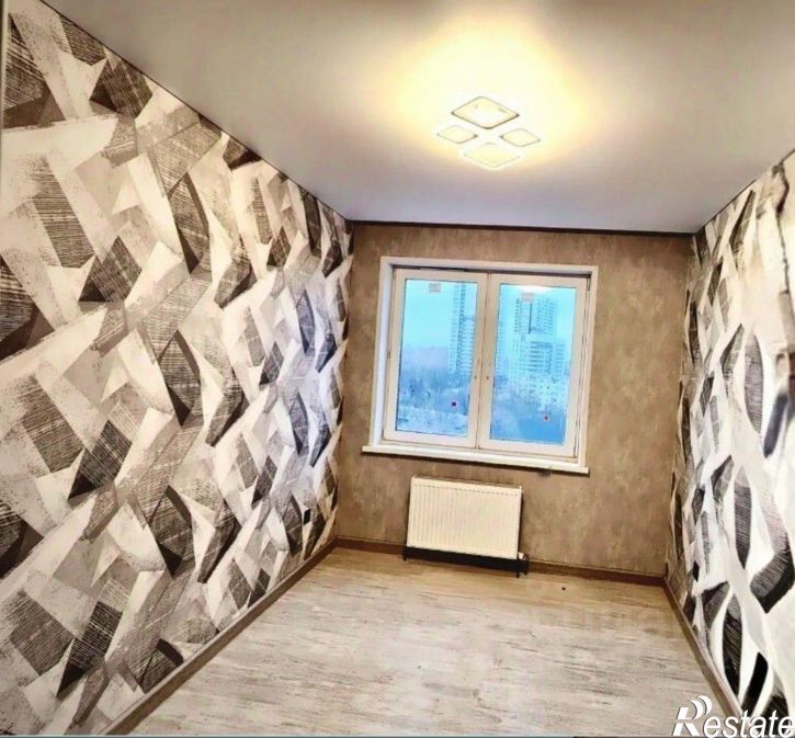 4-комн квартира ул Коммунаров, 15,  д. 15