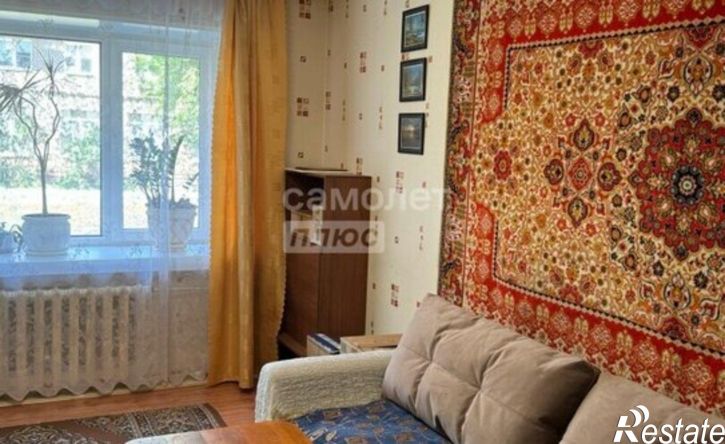 2-комн квартира пр-кт Октября, 44/2,  д. 44/2