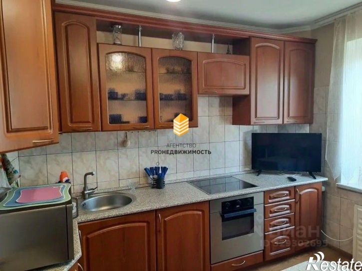 3-комн квартира улица Бессонова, 35,  д. 35