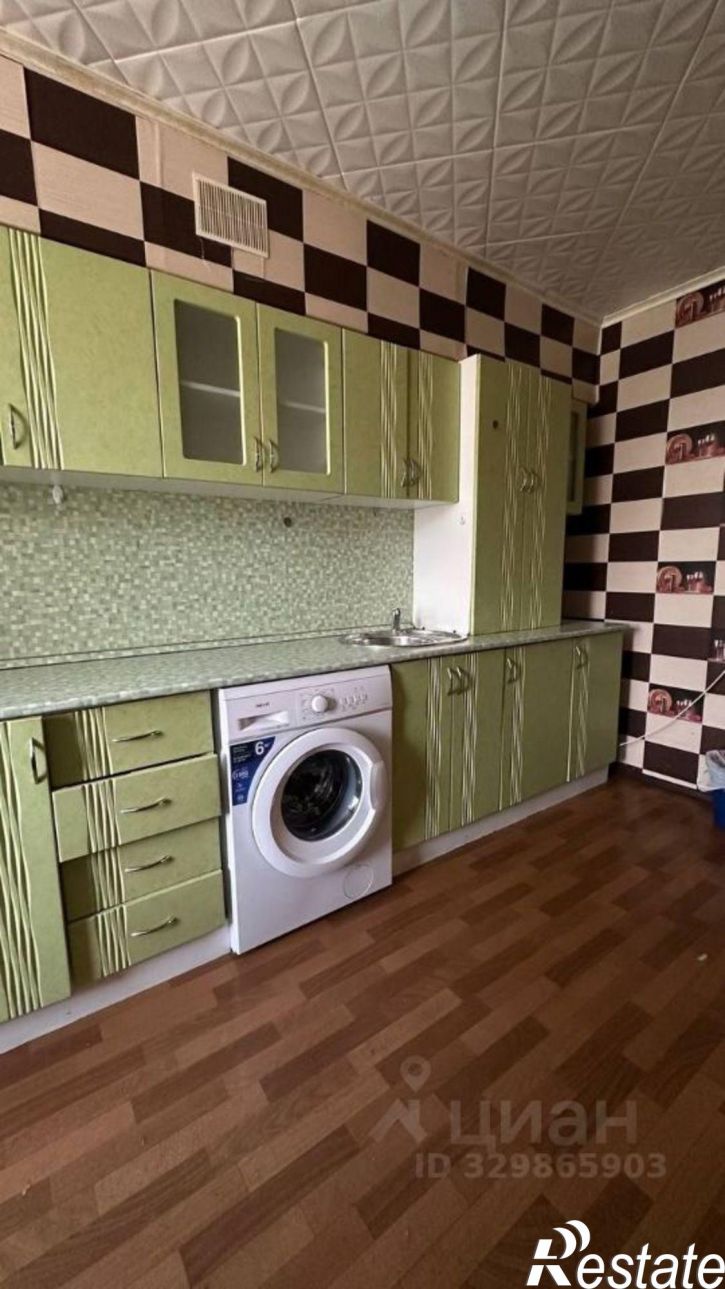 1-комн квартира улица Академика Ураксина, 3,  д. 3