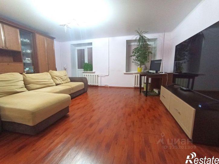 3-комн квартира ул Авроры, 3/1,  д. 3/1