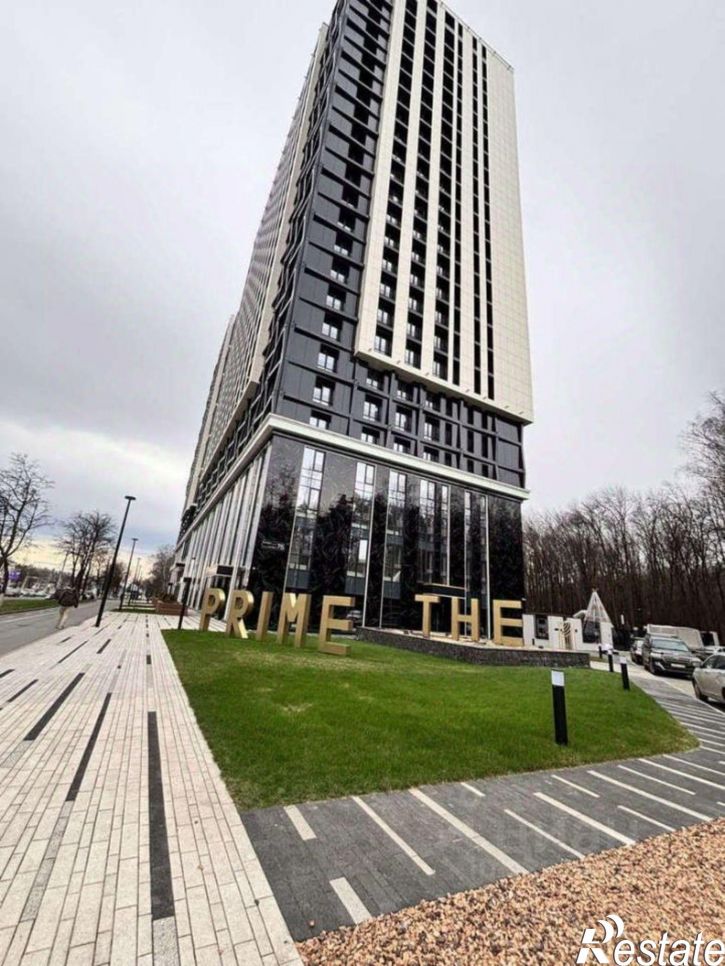 4-комн квартира пр-кт Октября, 75,  д. 75