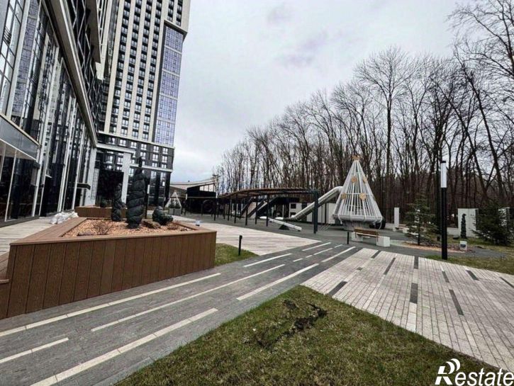 4-комн квартира пр-кт Октября, 75,  д. 75