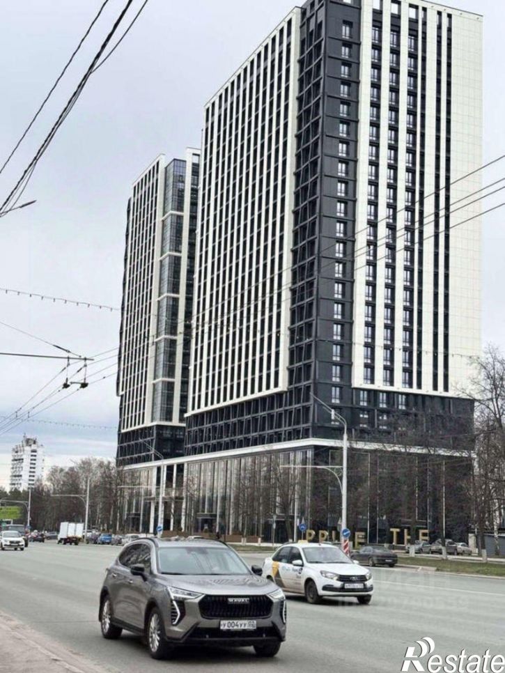 4-комн квартира пр-кт Октября, 75,  д. 75