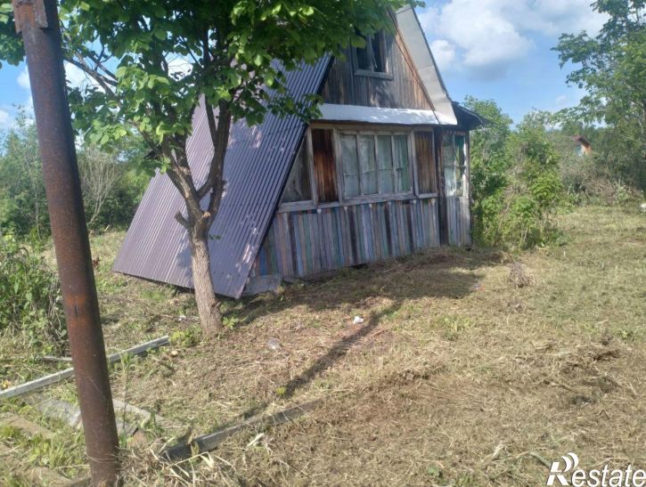 Земельный участок
