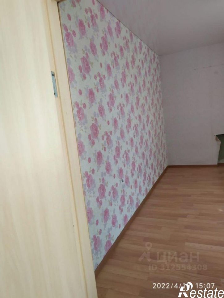 3-комн квартира улица Космонавтов, 13,  д. 13