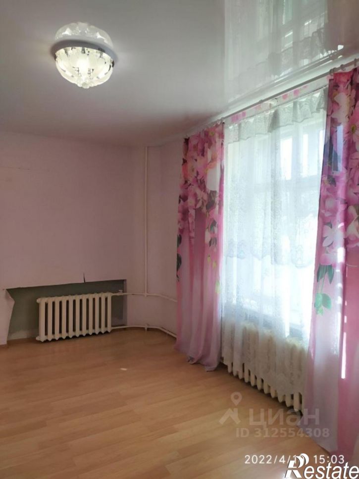 3-комн квартира улица Космонавтов, 13,  д. 13