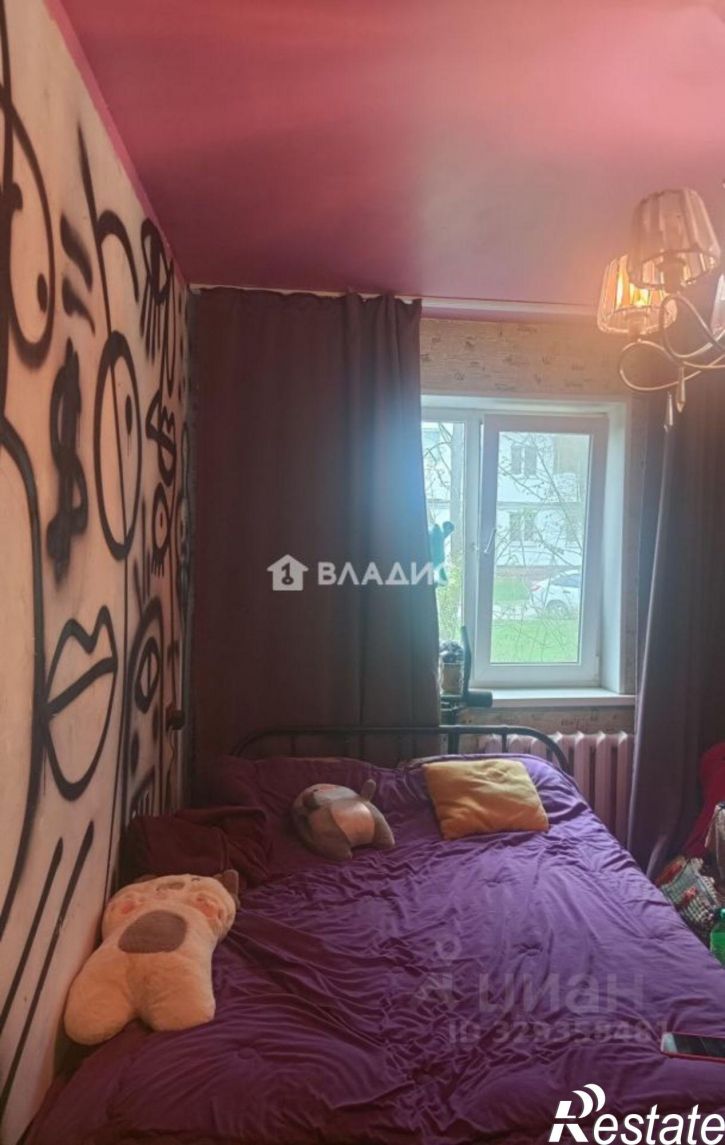 3-комн квартира улица Рихарда Зорге, 40/1,  д. 40/1