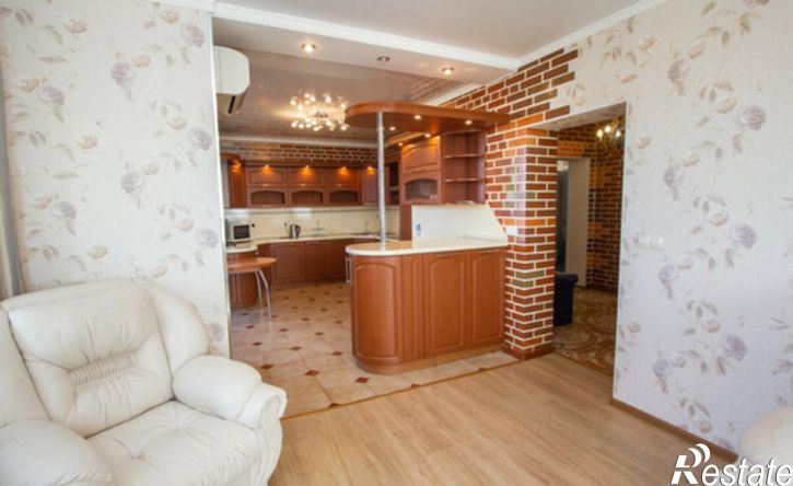 2-комн квартира ул Рабкоров, 4/4,  д. 4/4